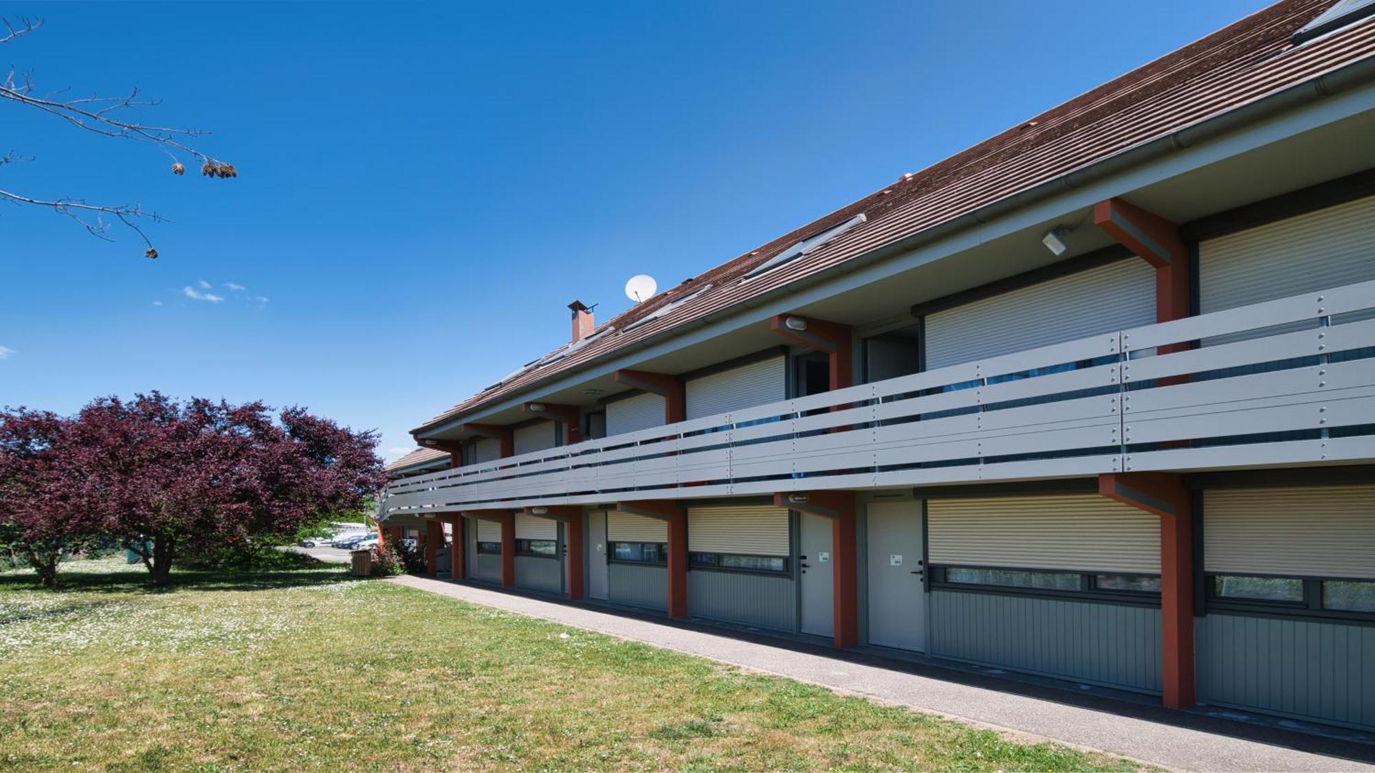 Campanile 3* Dreux